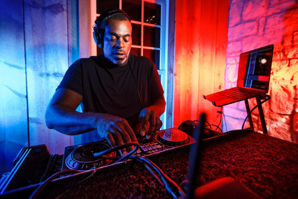DJ during the wedding