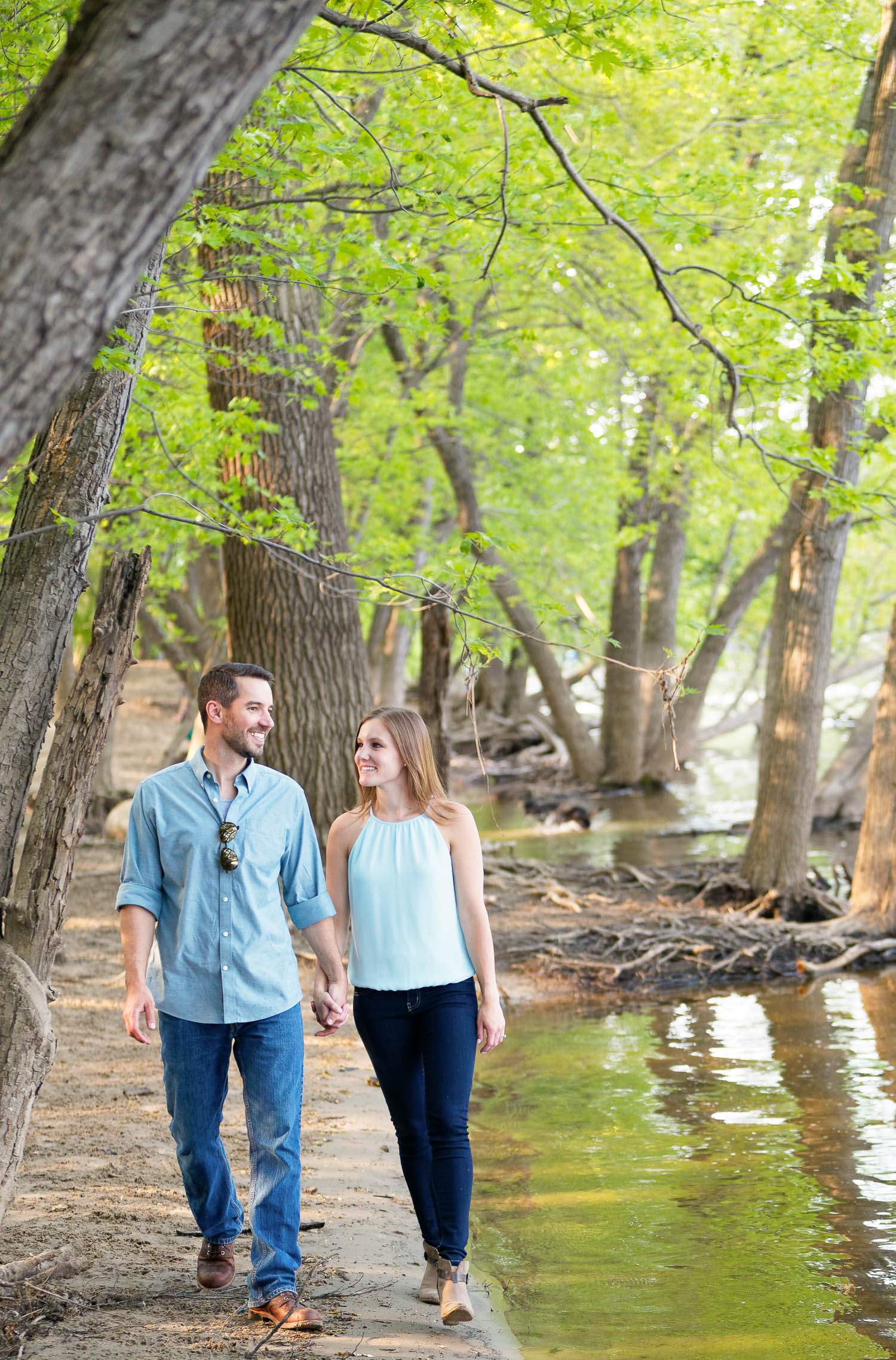 couple in love in city parks