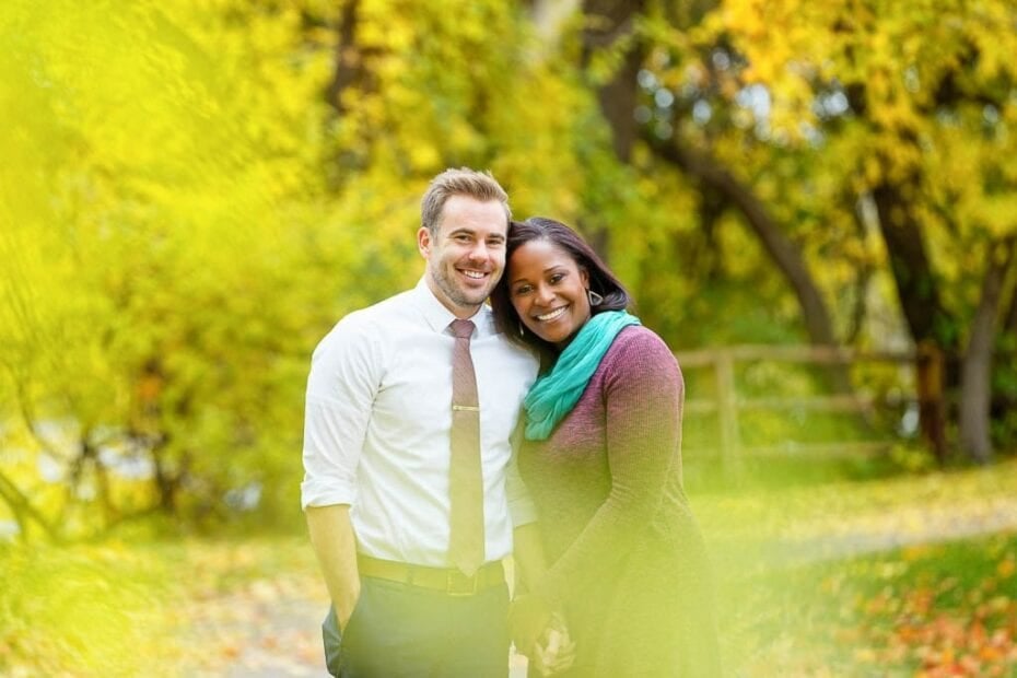 nicollet island minneapolis engagement session