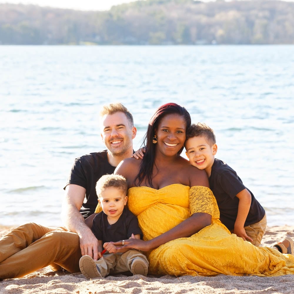 family photos dressed in warm fall colors and earth tones