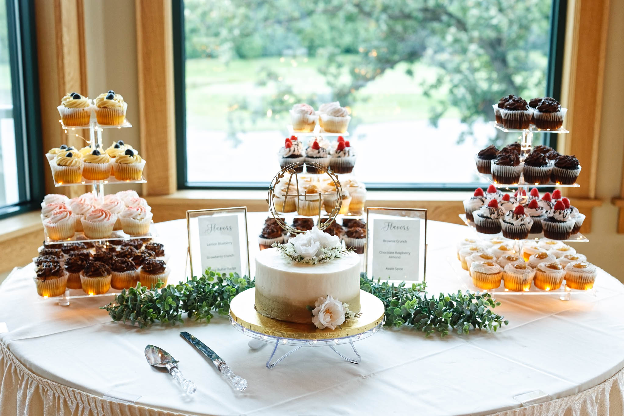food and wedding cake