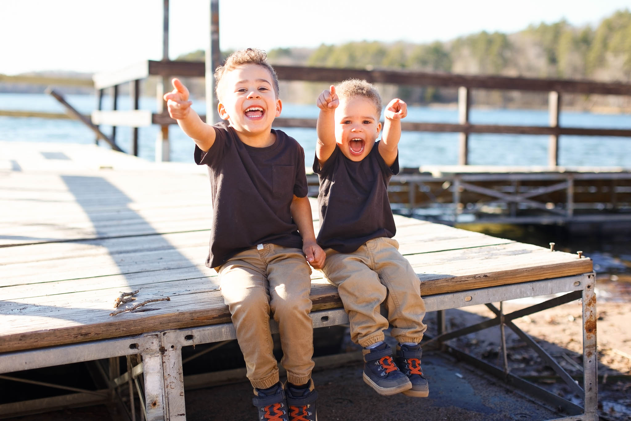 kids on the pier