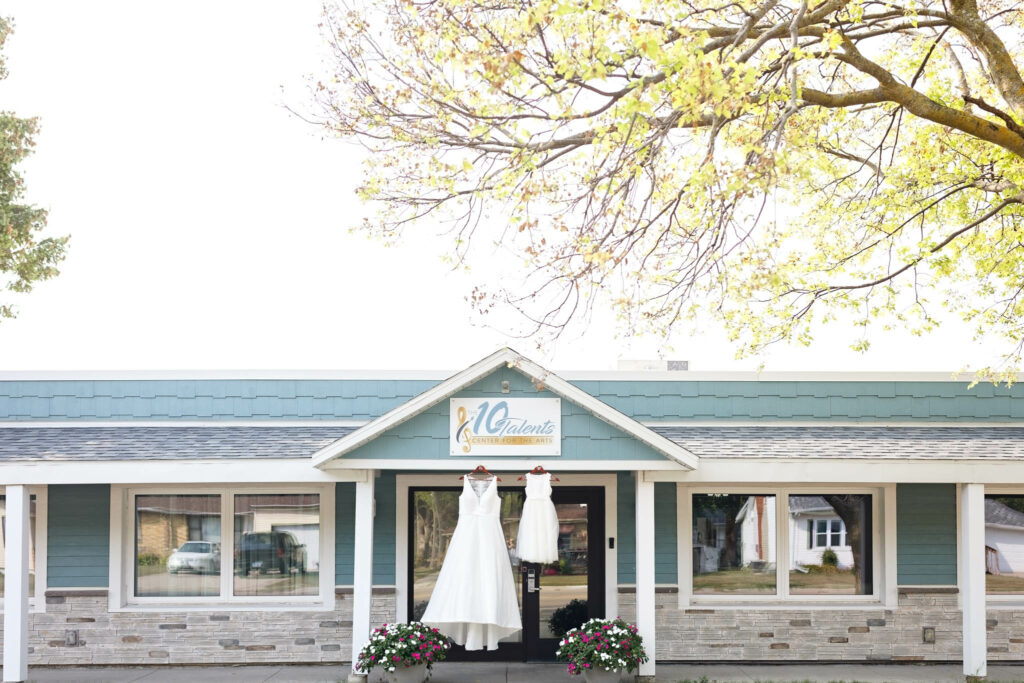 10 Talents Art Center