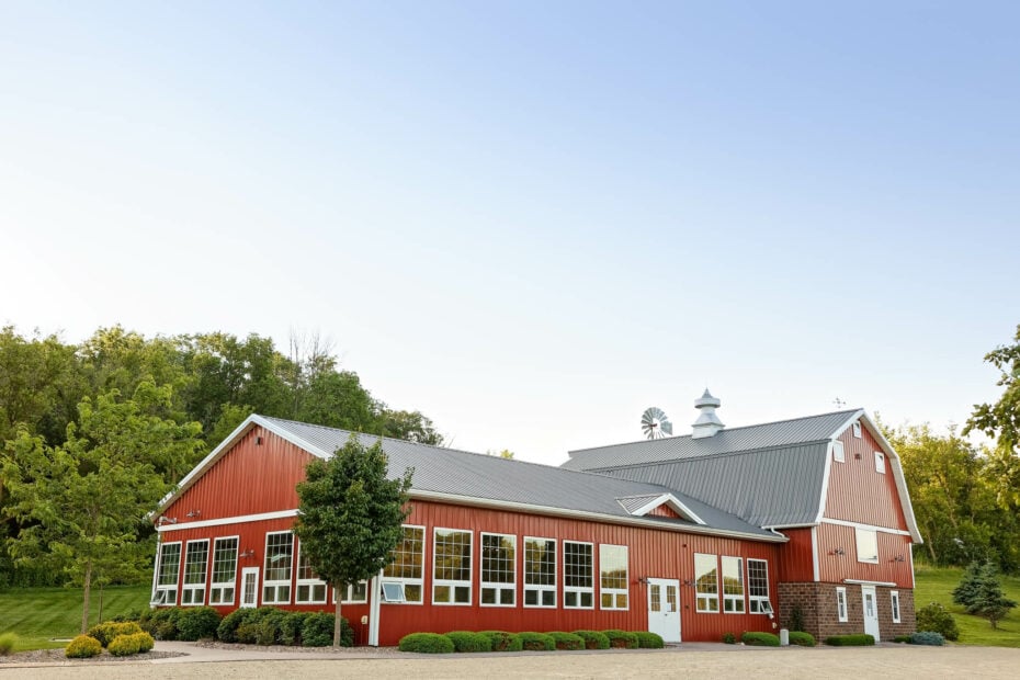 Bearwood Event Barn Byron MN