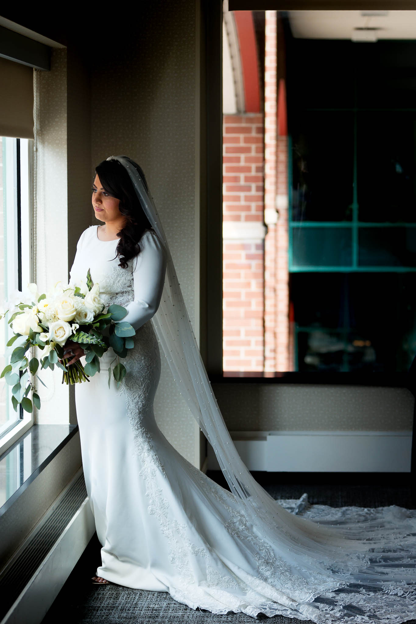Bride Preparation at Double Hotel Rochester MN