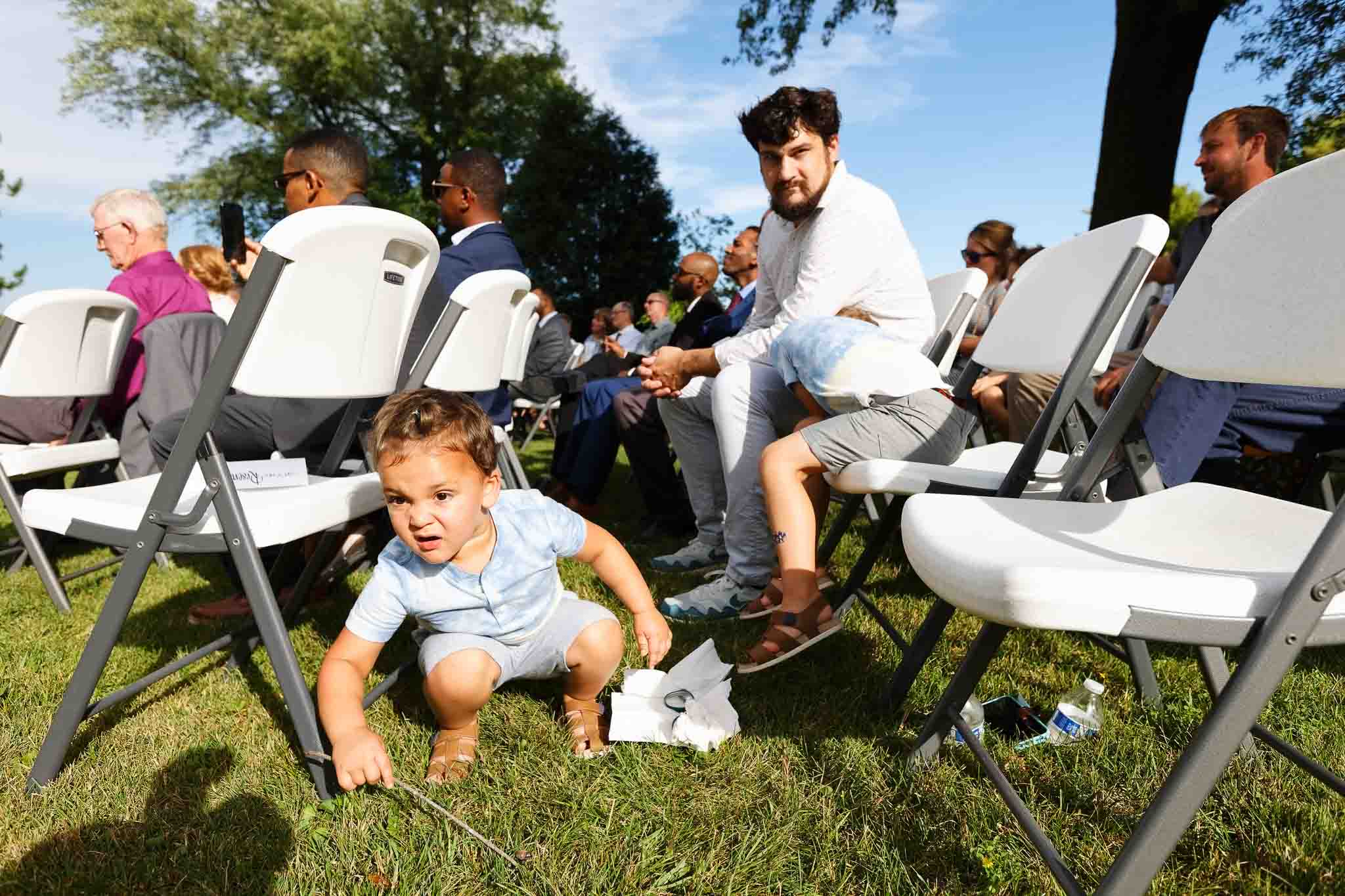 kids playing during ceremony