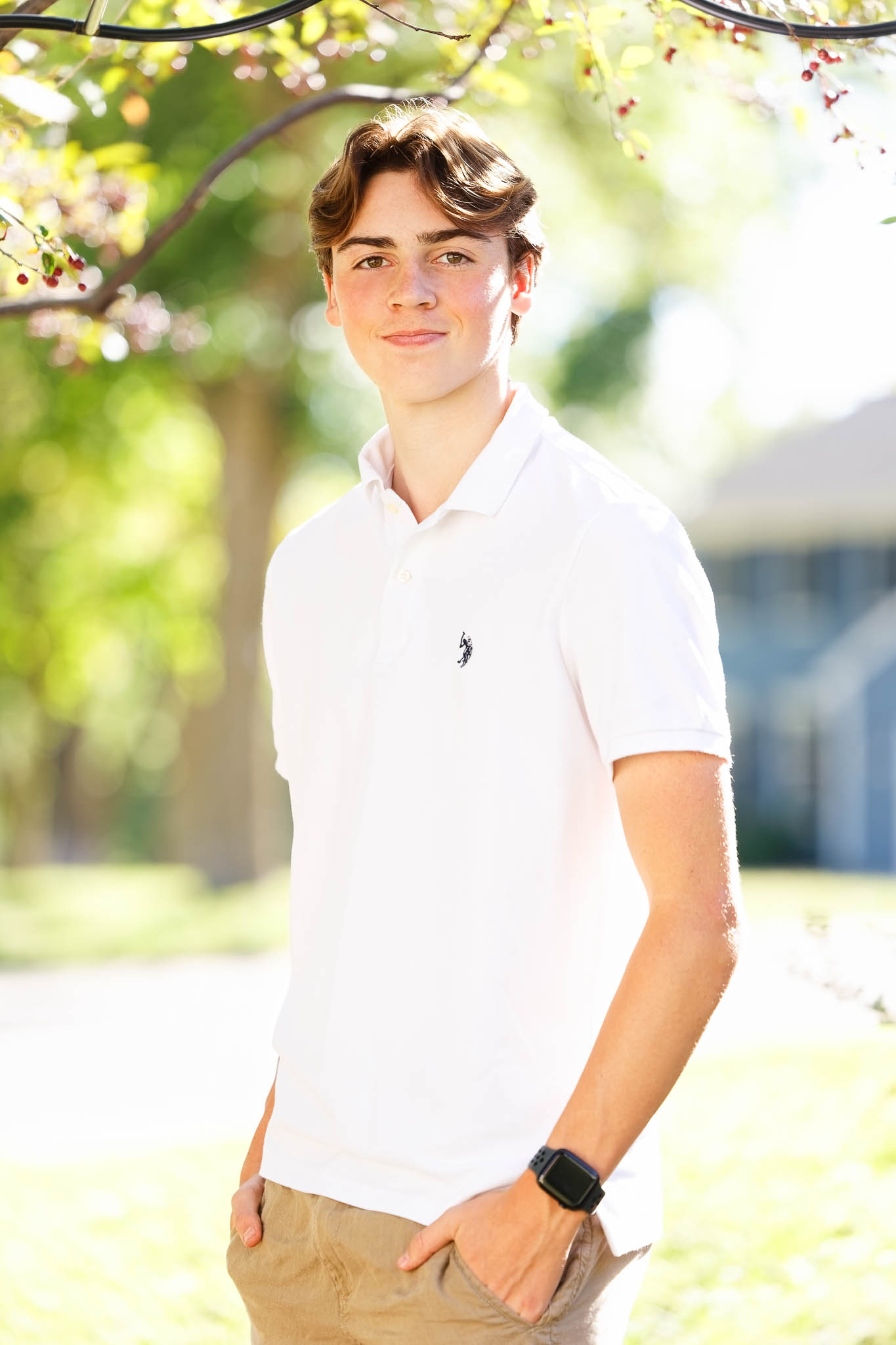 High School Senior pictures studio outdoor portrait