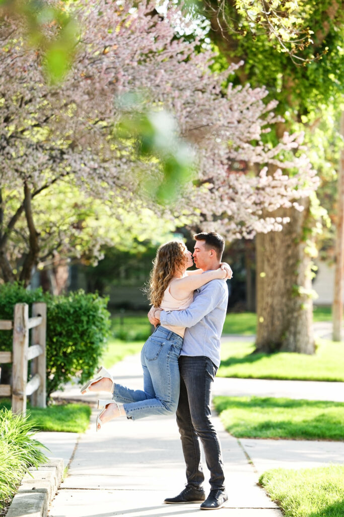 Photo engagement session at historic south east Neighbourhood Rochester MN-2