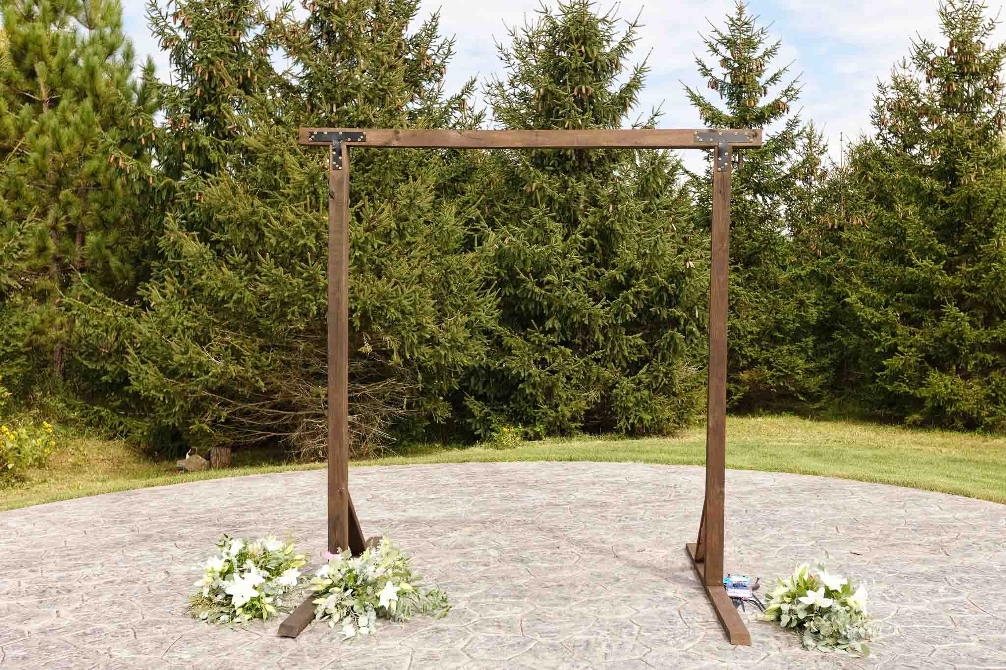 joy ridge event center - arch and ceremony site