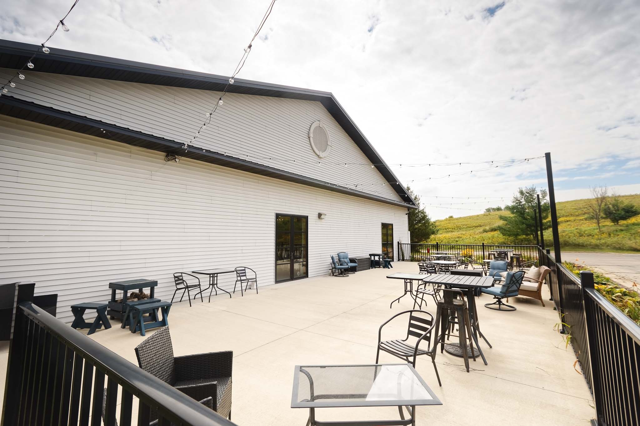 joy ridge event center - patio