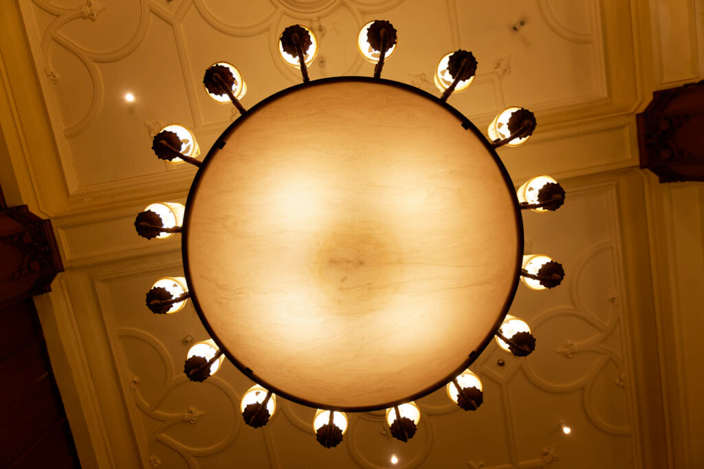 ceilling lamp elizabethan ballroom