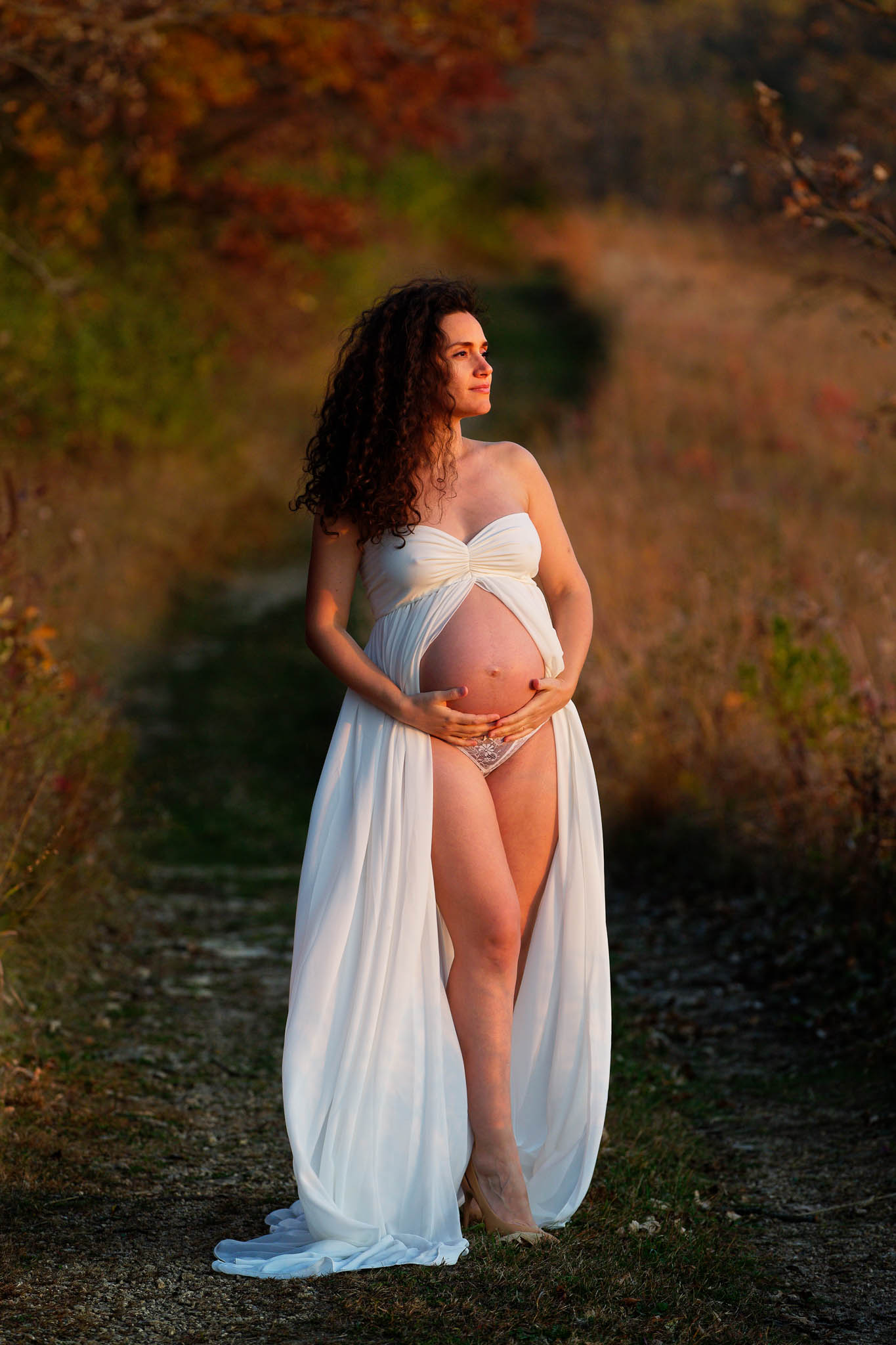 Photographer for maternity session Chester Woods Park Eyota MN