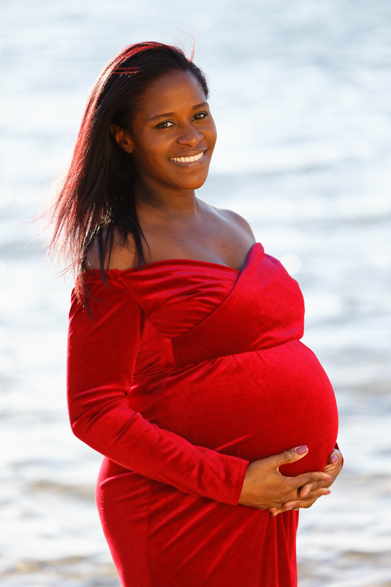 prenant maternity photo shoot Minnesota red velvet dress-2
