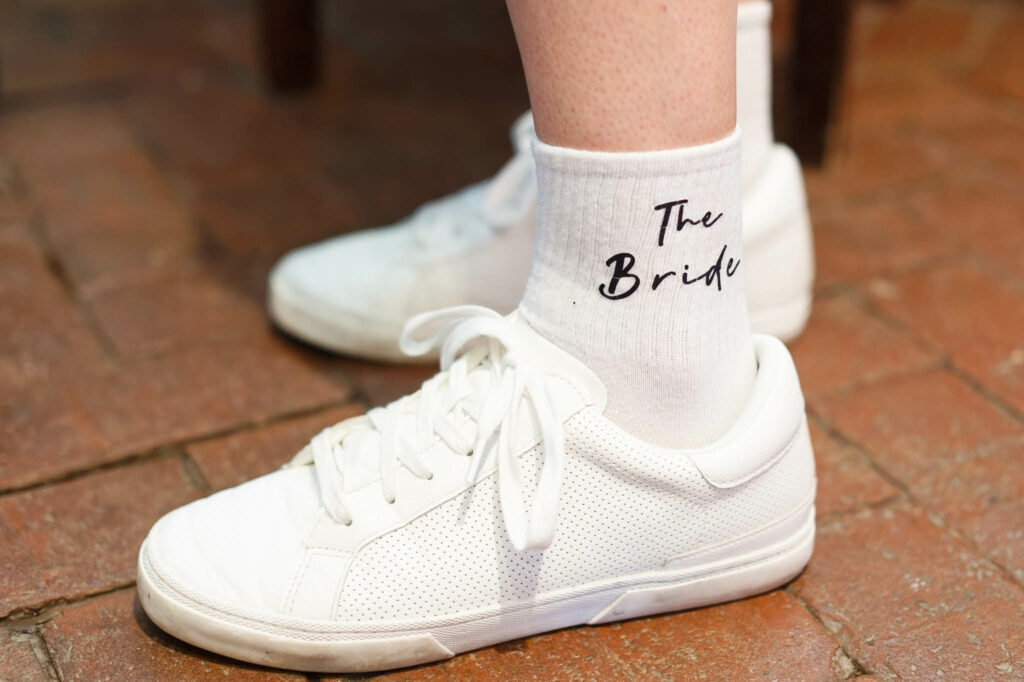 006-The bride socks
