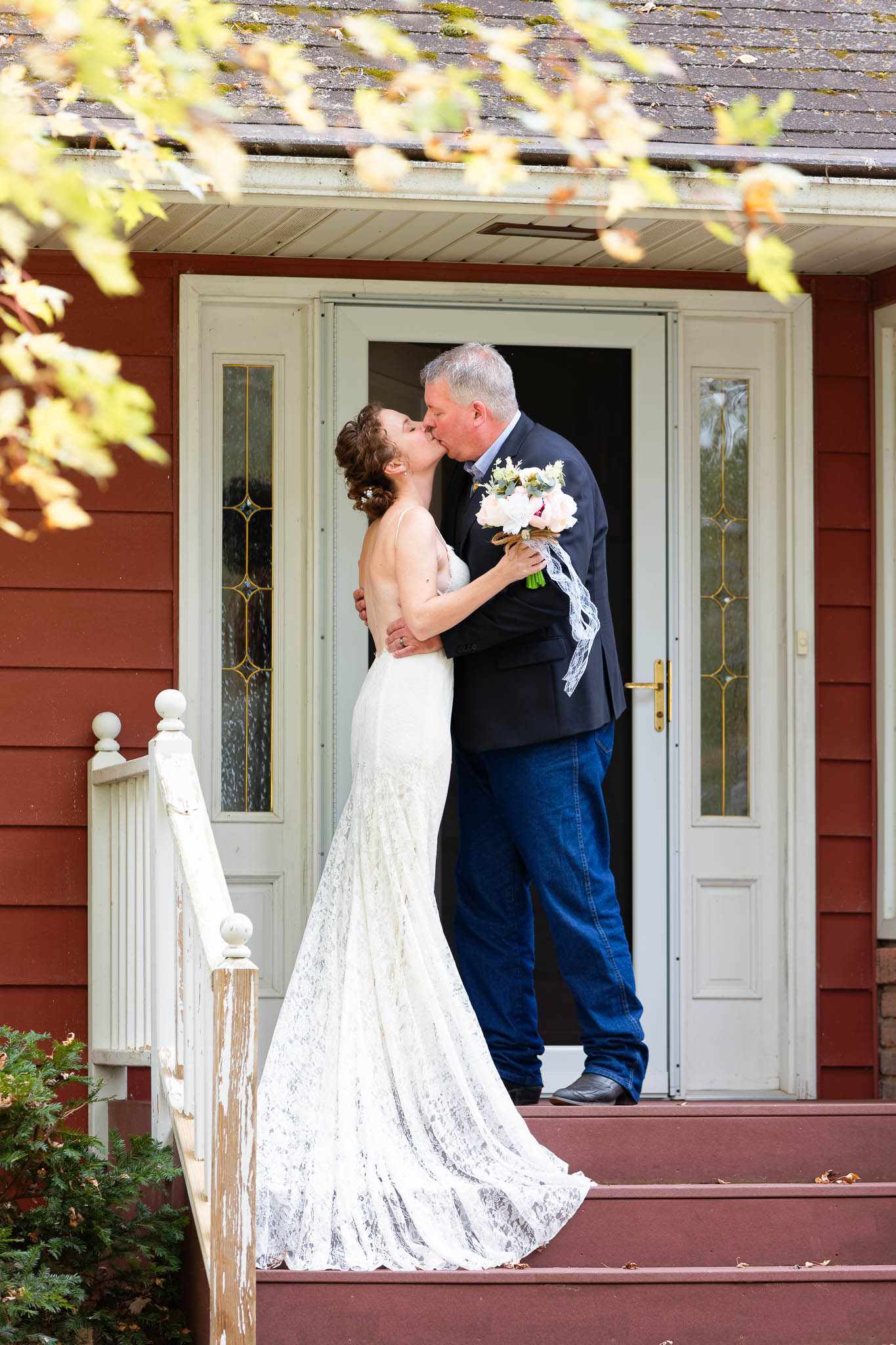 Bride and groom photos in their barckyard-3