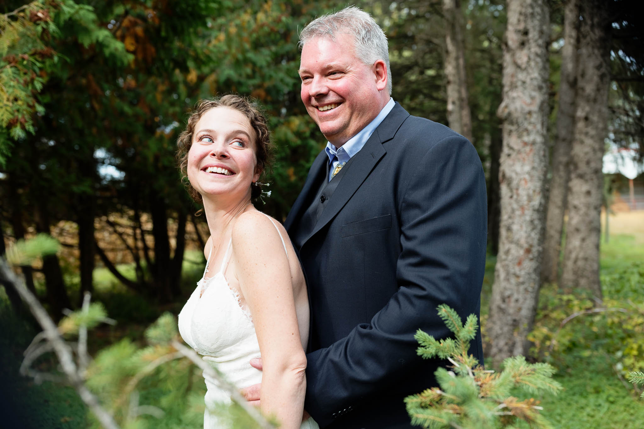 Bride and groom photos in their barckyard-6