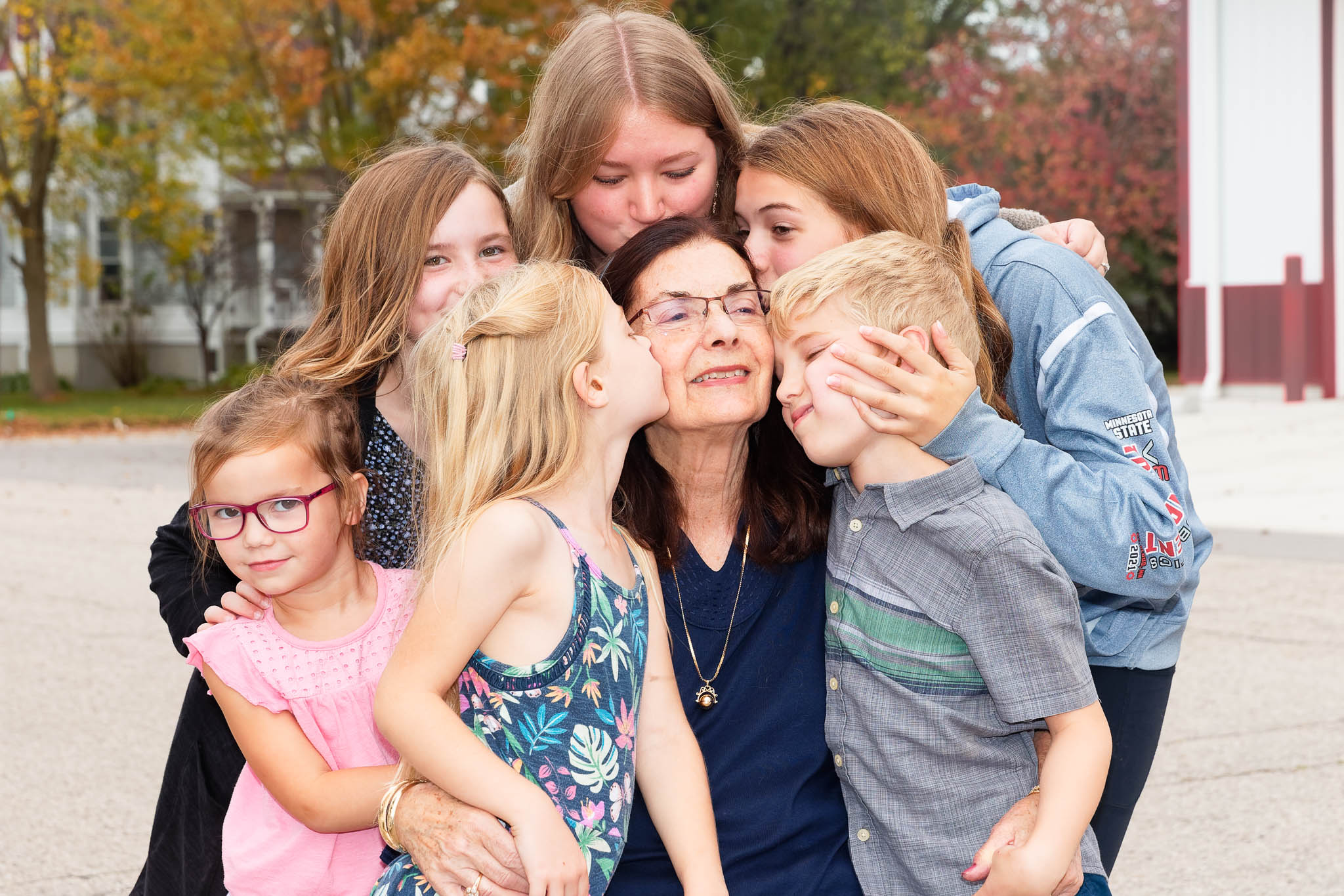 grand ma and her 6 grand childrens
