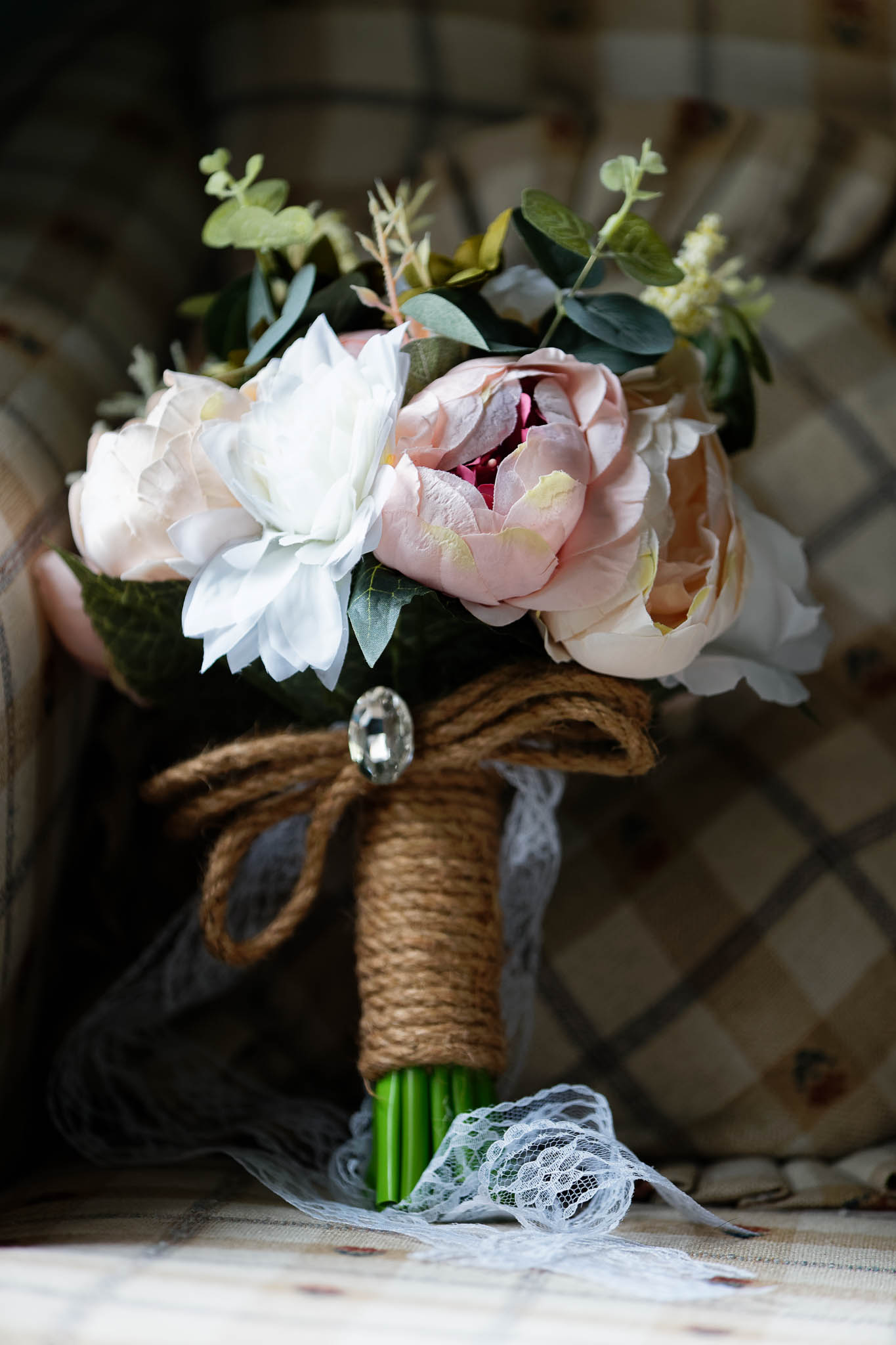 weddign plastic flower bouqet