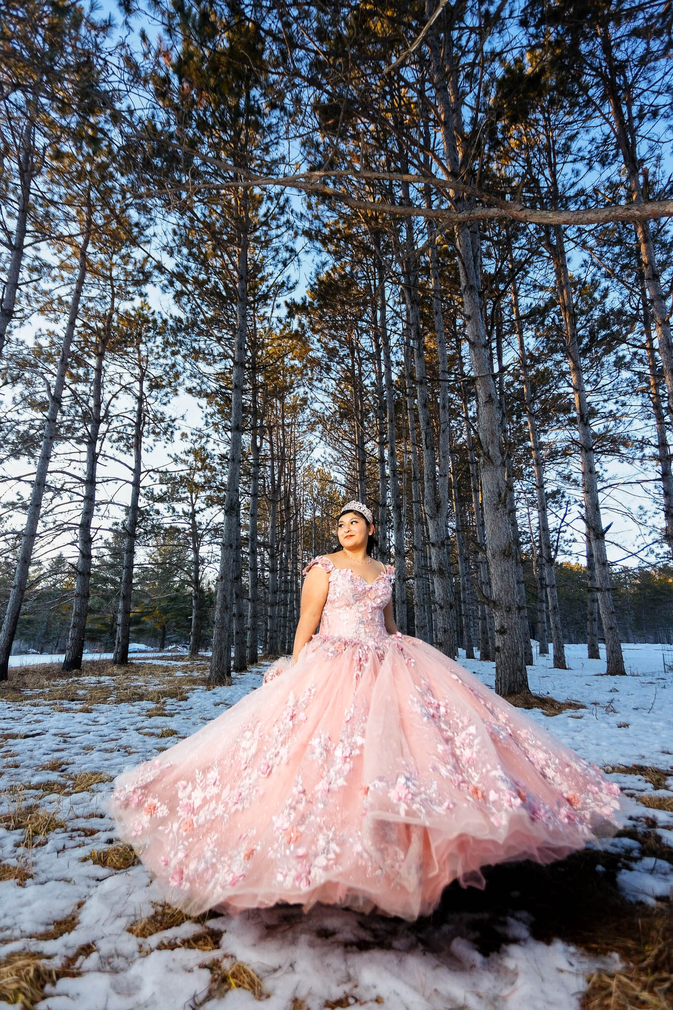 quinceanera photography pink dress blue sky