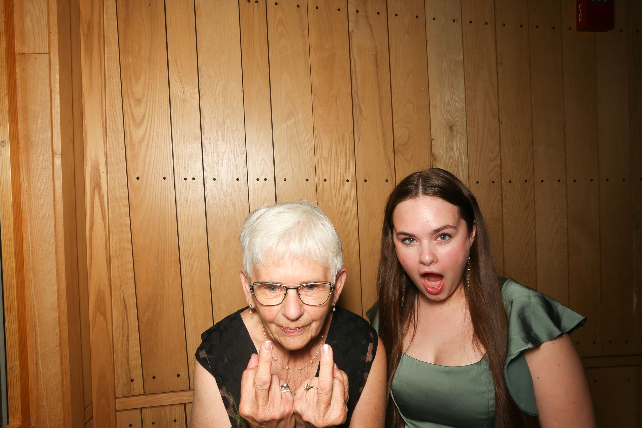 photo booth Schaar's Bluff Gathering Center