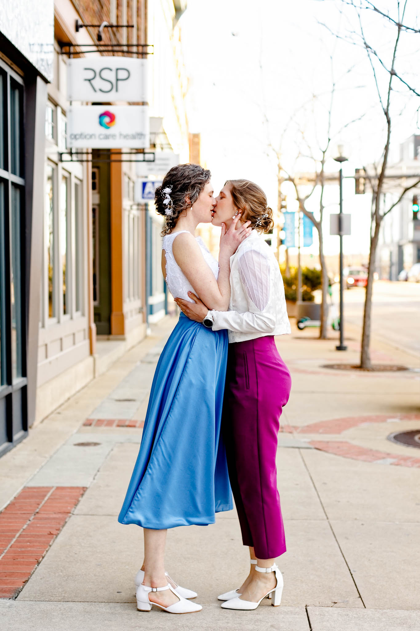 lesbian outdoor photos on brodway