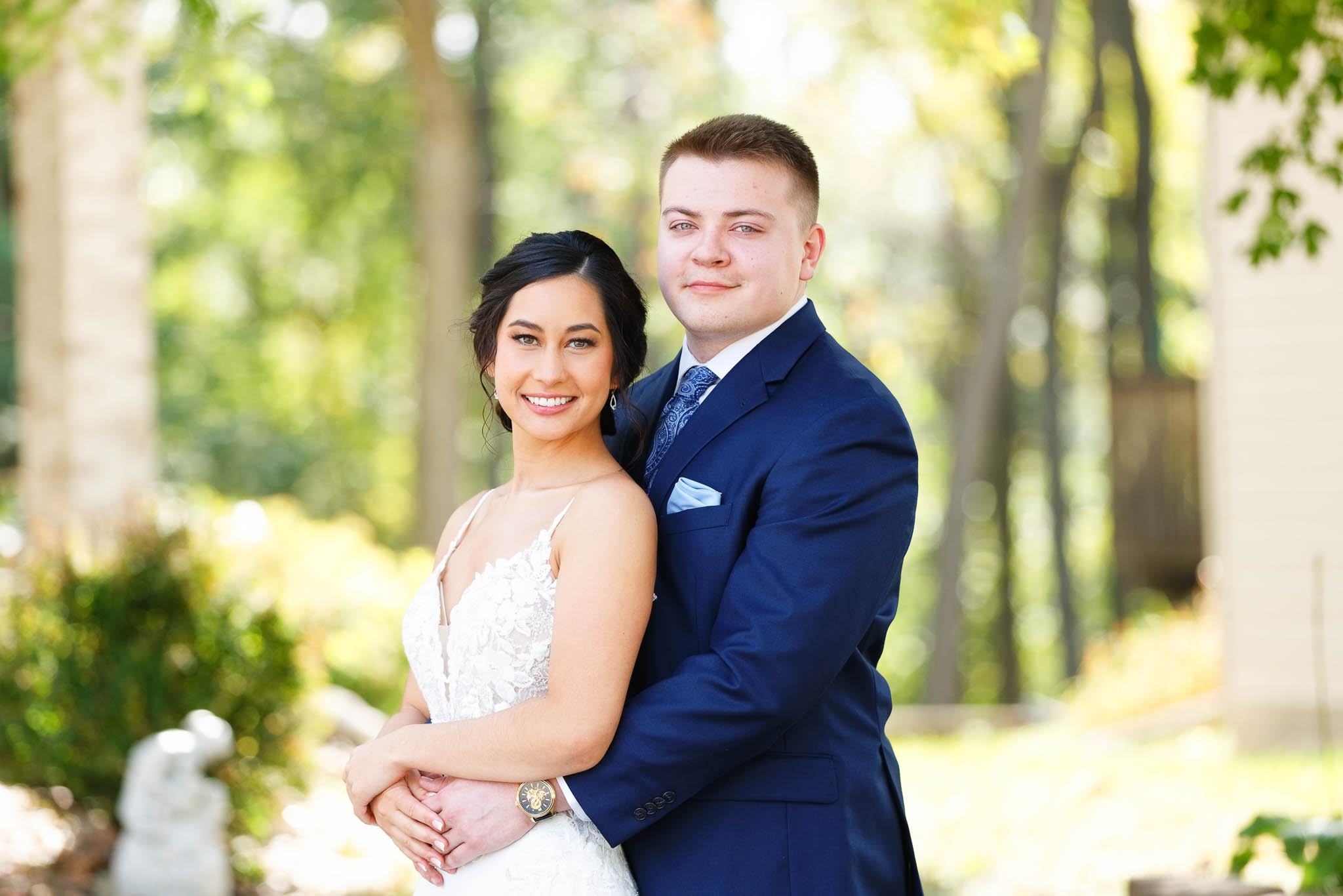bride and groom frist look-2