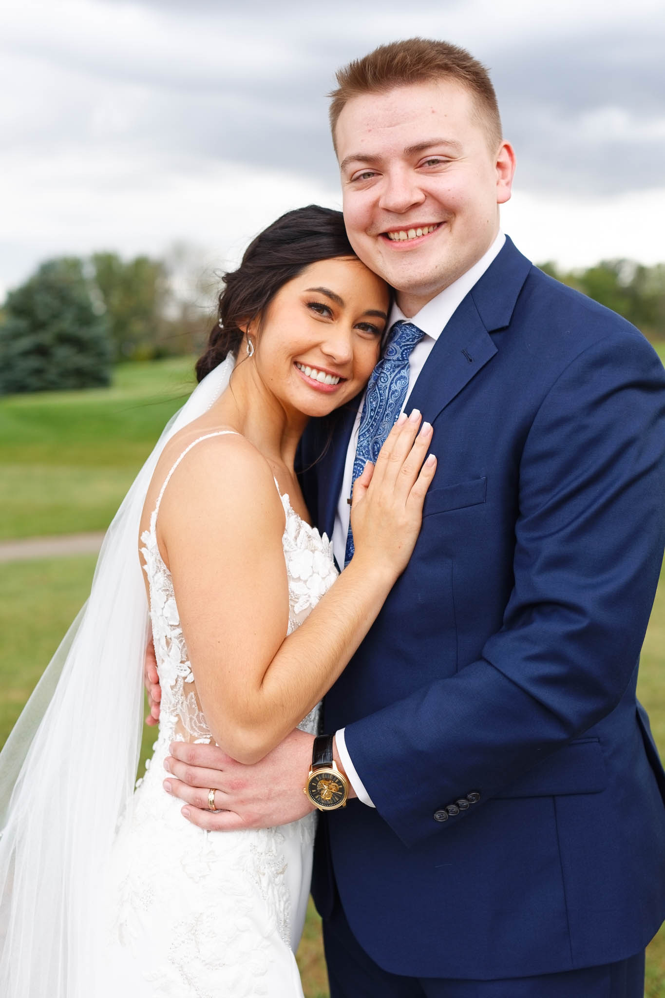 bride and groom photo session Stewartville MN Golf Course