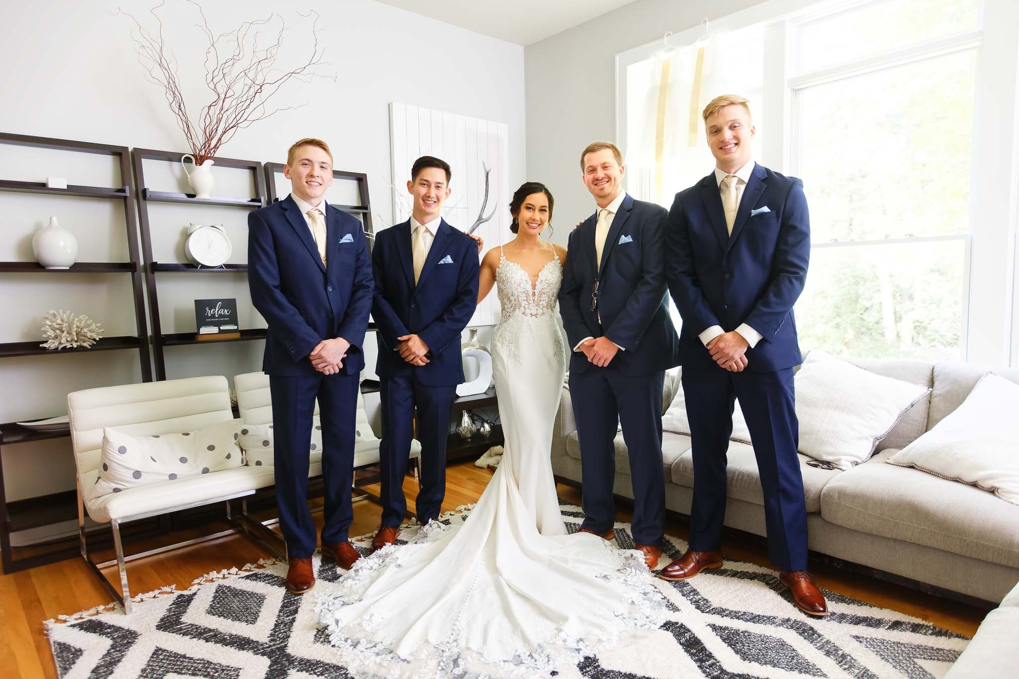 bride first look with groosmen