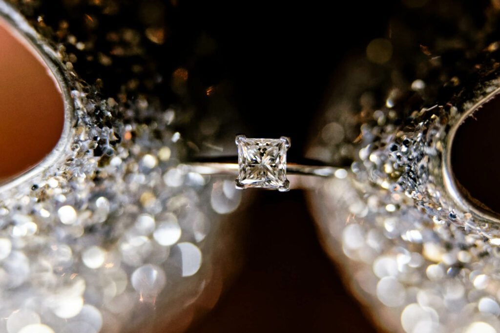 close-up-on-diamonds