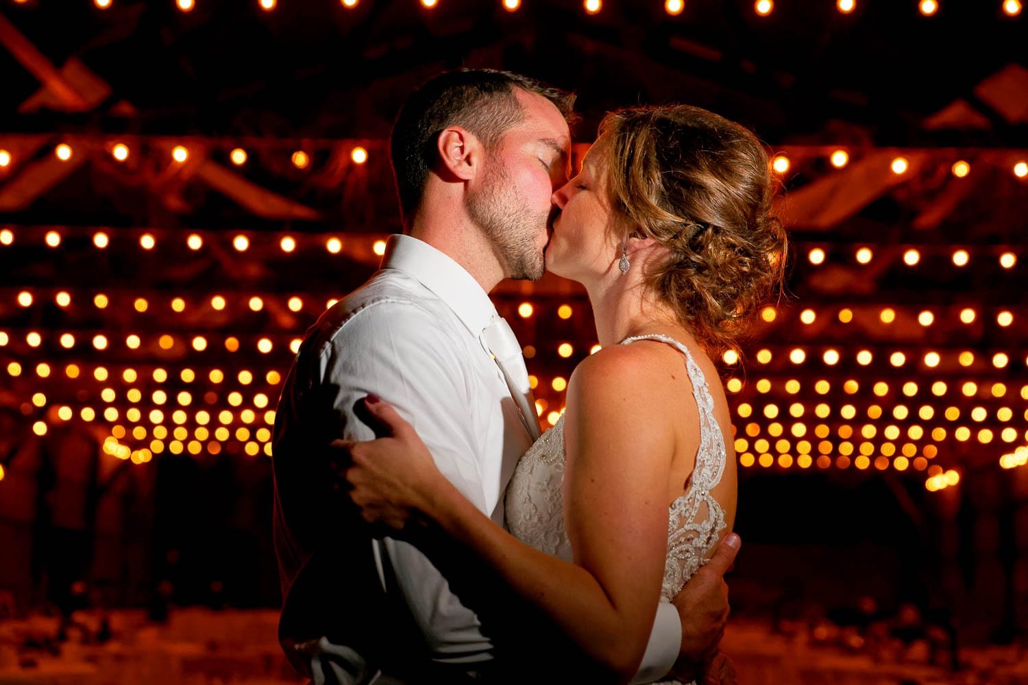 Bullard-Creek-Barn-Red-Wing-Wedding-