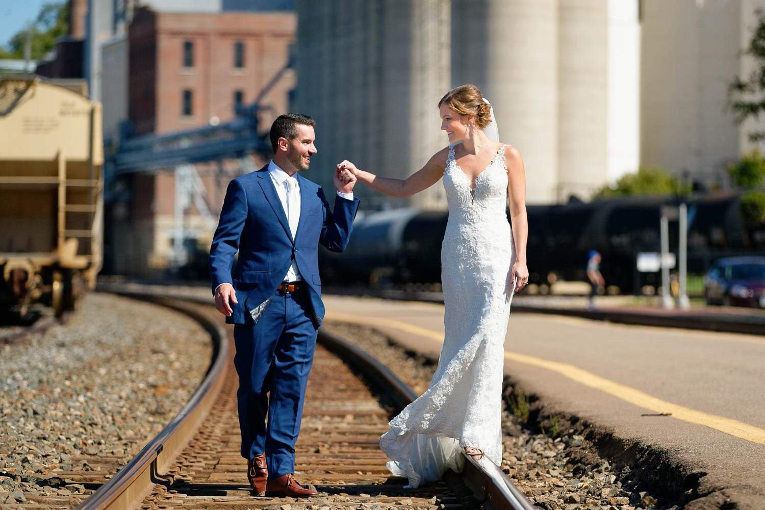 Bullard-Creek-Barn-Red-Wing-Wedding-