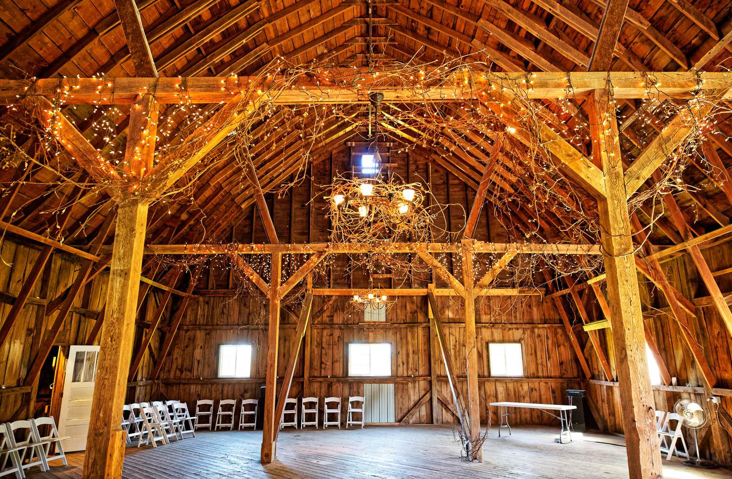 Bullard-Creek-Barn-Red-Wing-Wedding-