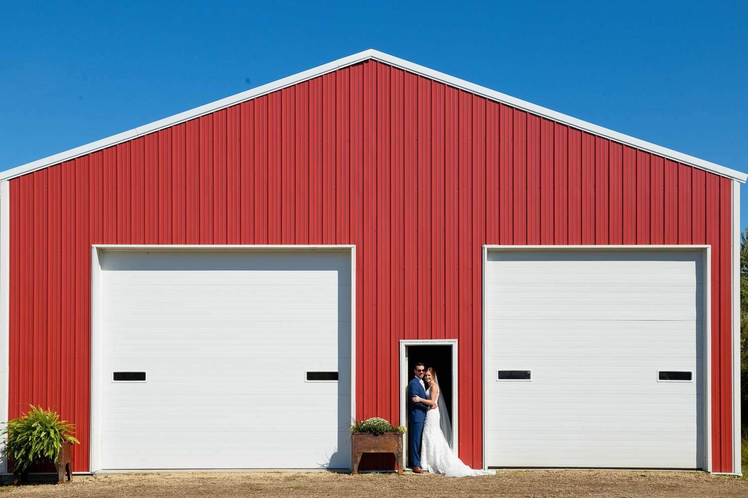 Bullard-Creek-Barn-Red-Wing-Wedding-