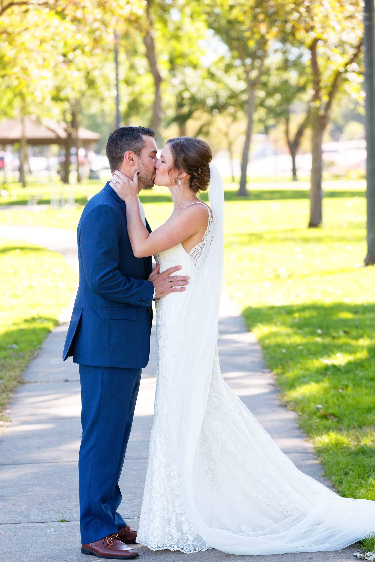 Bullard-Creek-Barn-Red-Wing-Wedding-