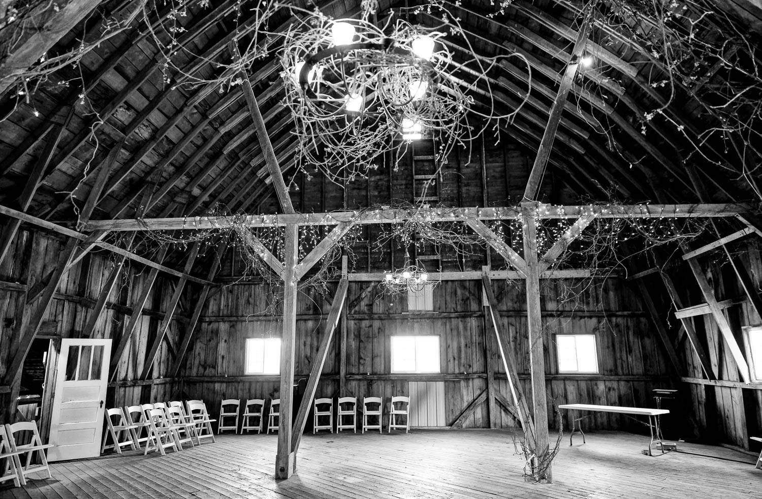 Bullard-Creek-Barn-Red-Wing-Wedding-