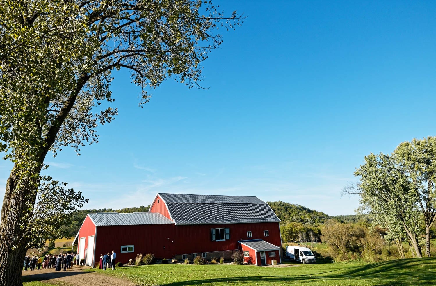 Bullard-Creek-Barn-Red-Wing-Wedding-