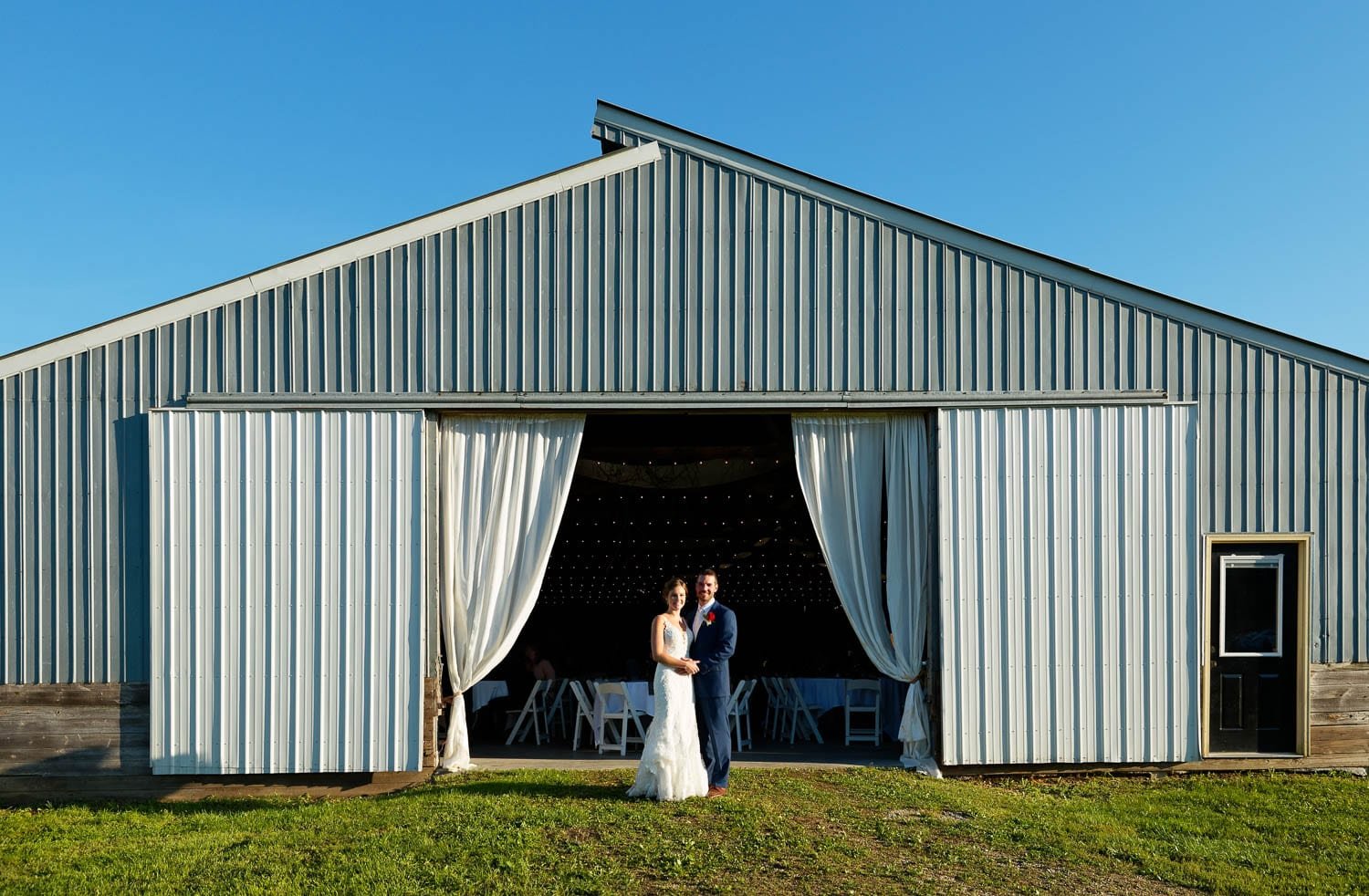 Bullard-Creek-Barn-Red-Wing-Wedding-