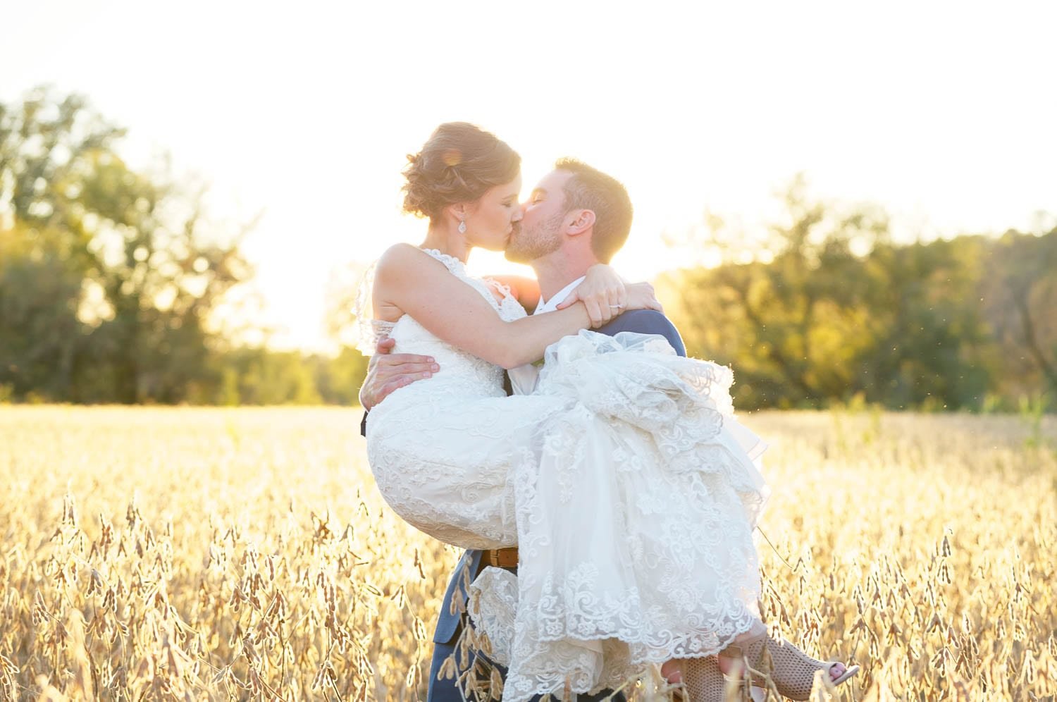 Bullard-Creek-Barn-Red-Wing-Wedding-