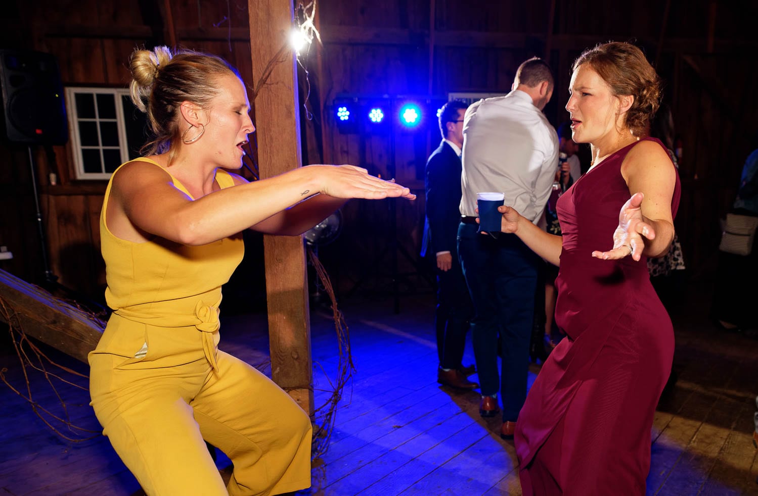 Bullard-Creek-Barn-Red-Wing-Wedding-