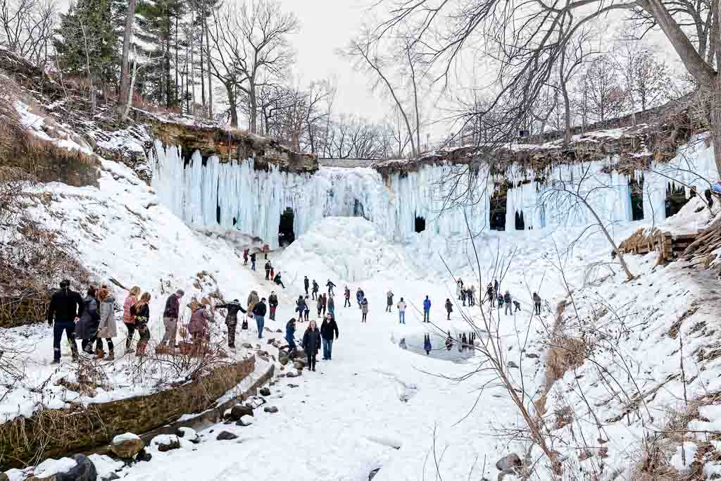 frozen minnehaha falls winter