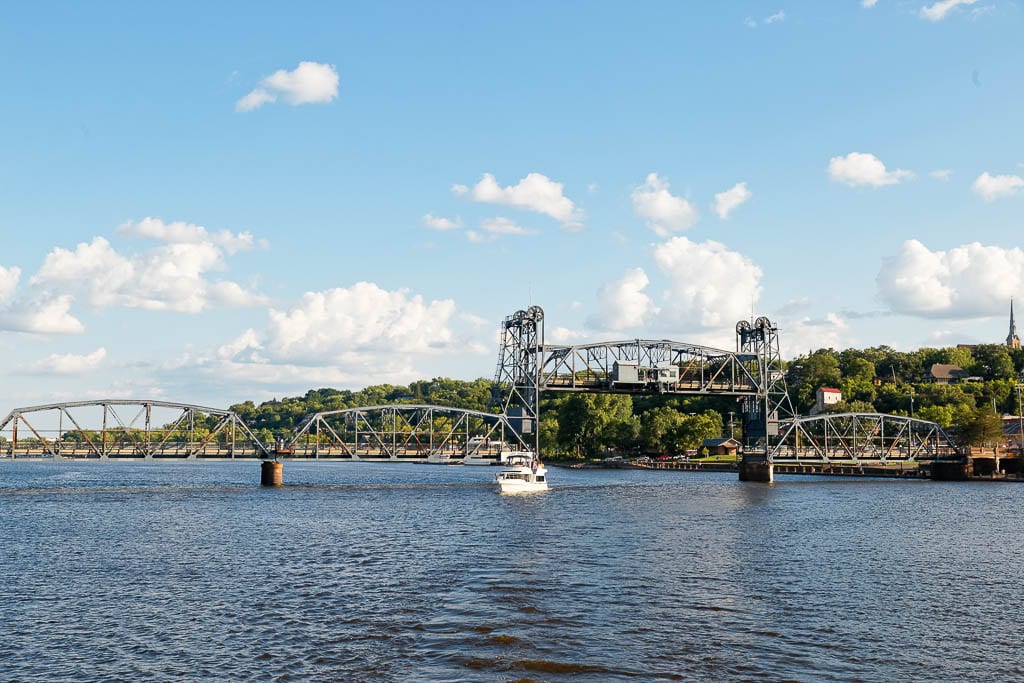 river boat