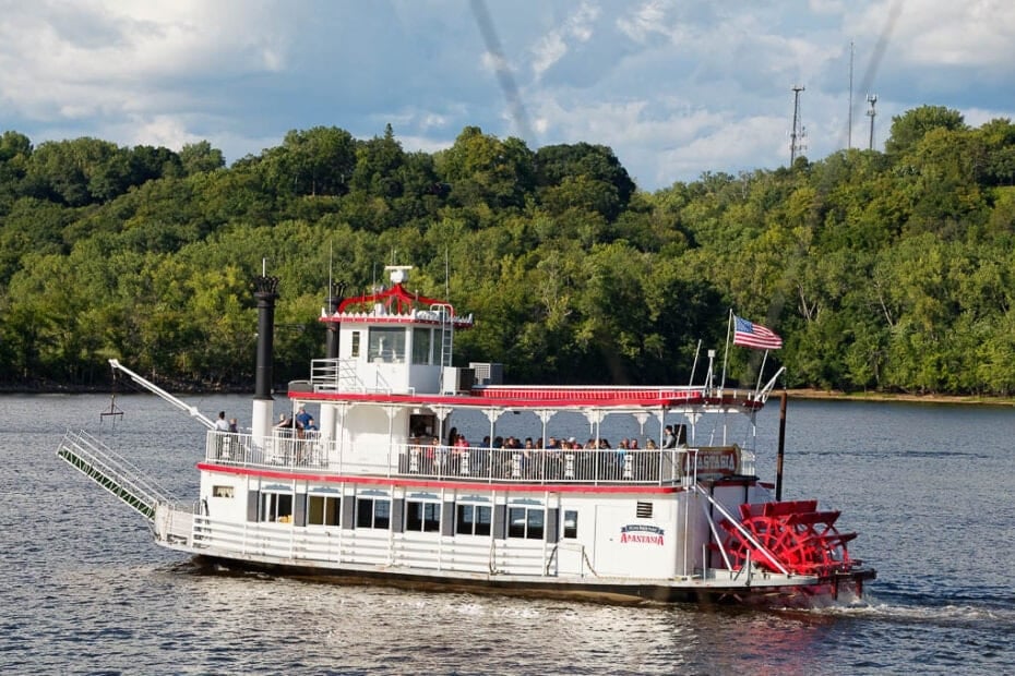 river boat wedding stillwater