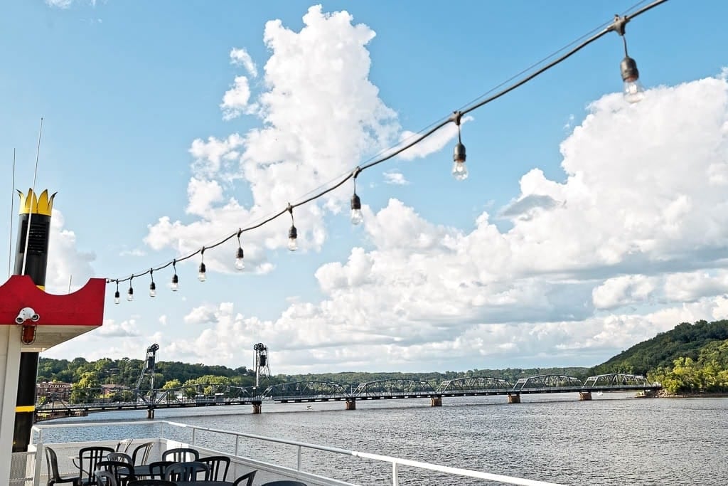 river boat