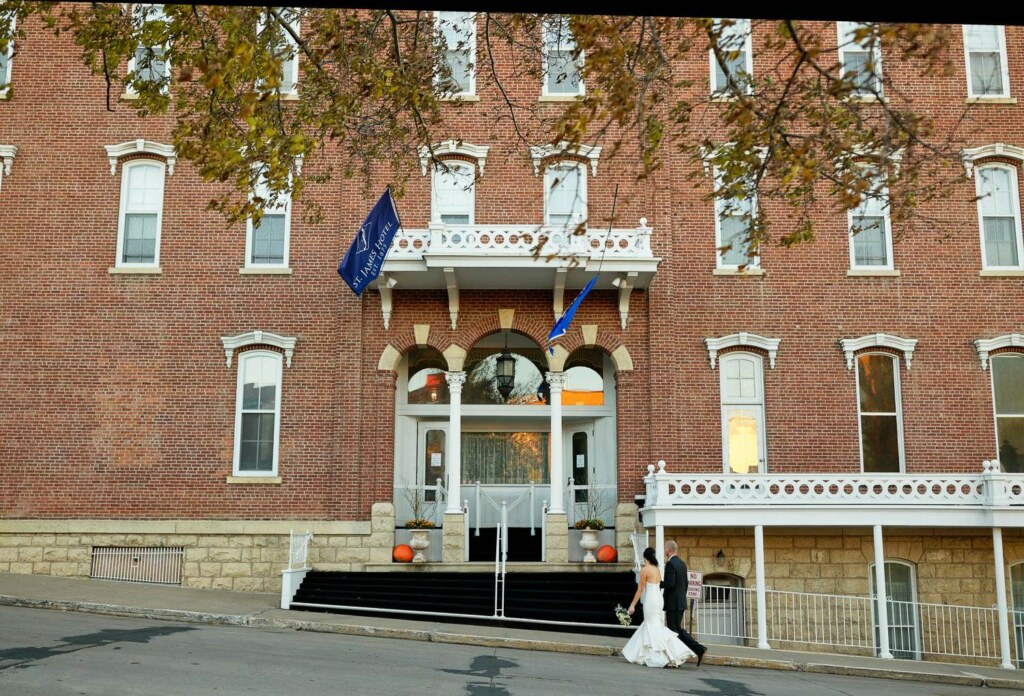 st james hotel red wing wedding photos