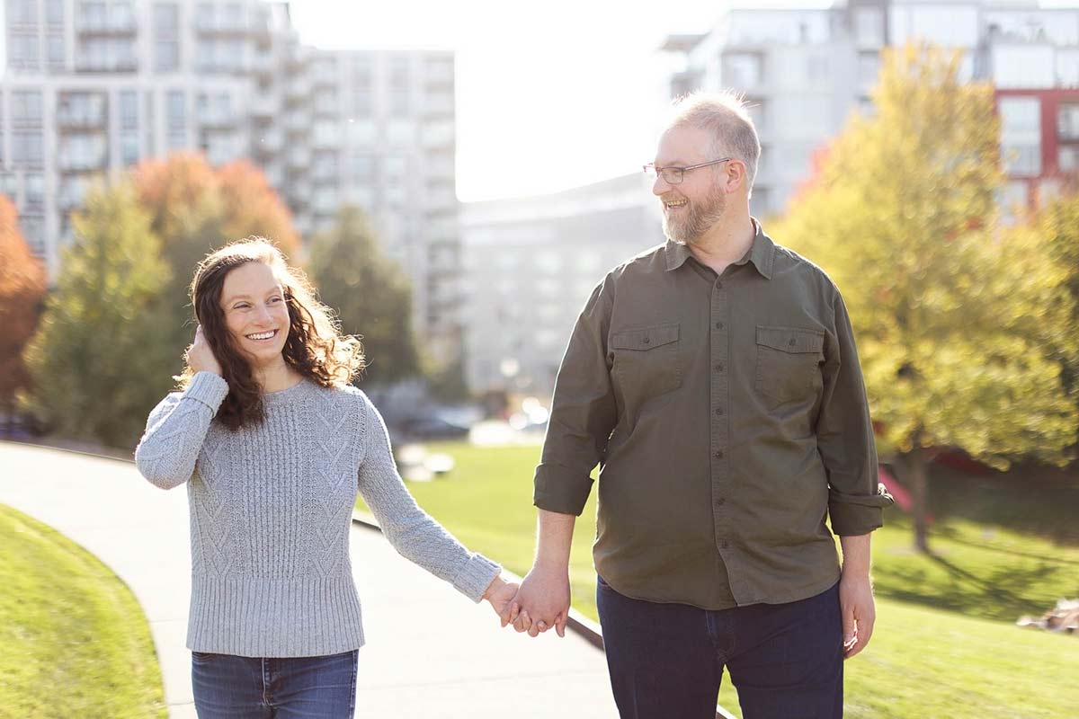 couple at gold medal park