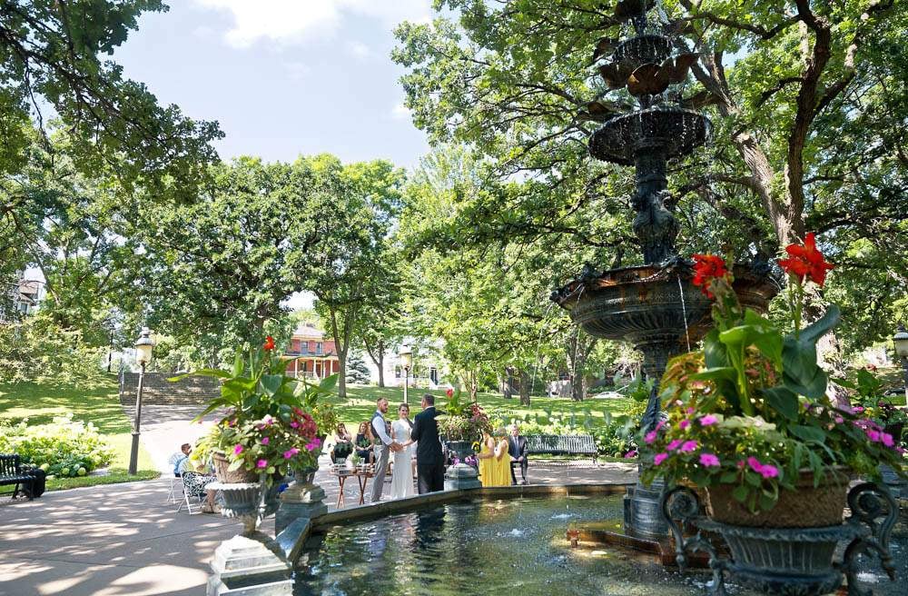 they exchanged loved words with the sounds of the fountain