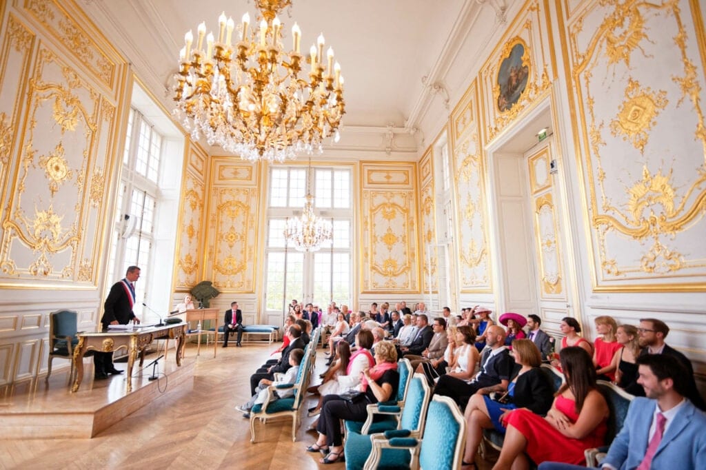 luxurious old wedding celebration room versailles