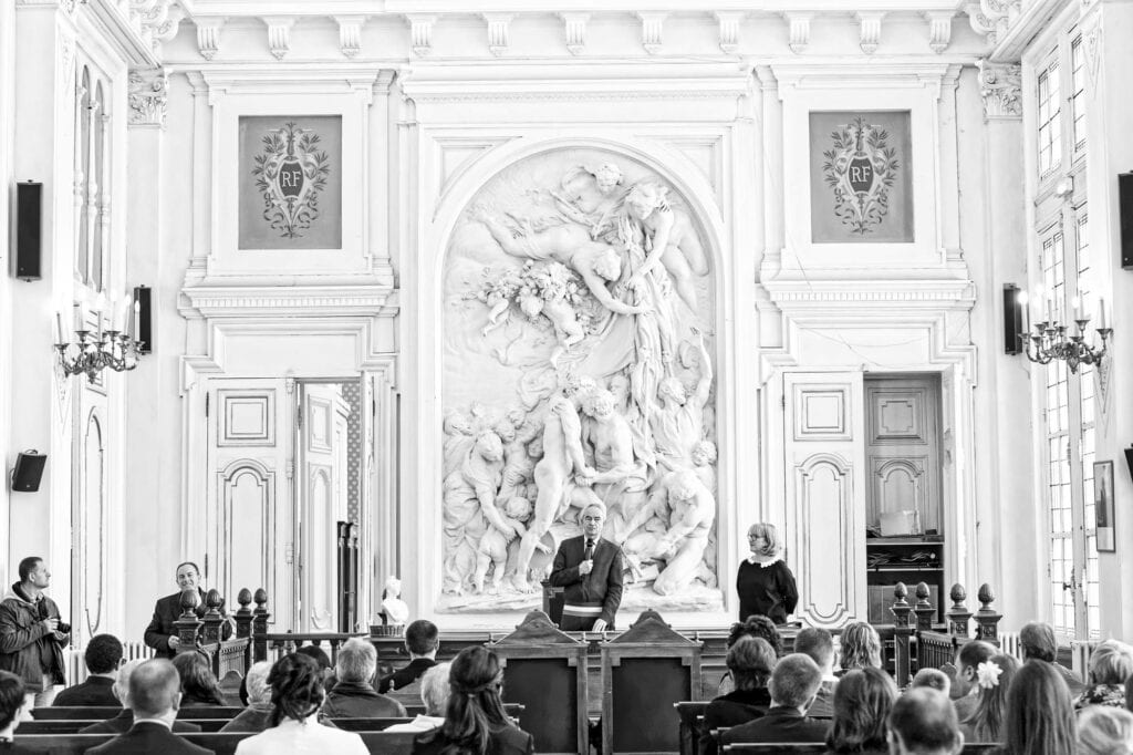 paris e city hall celebration room