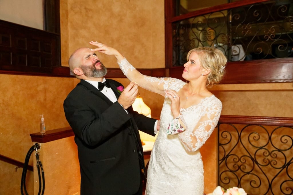 wedding cake fight