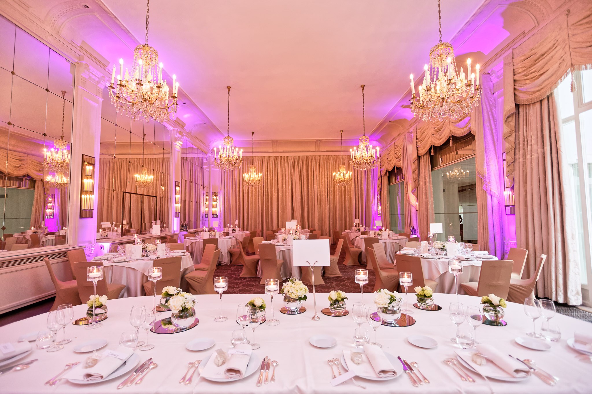 Luxurious Paris Wedding Venue Reception Room